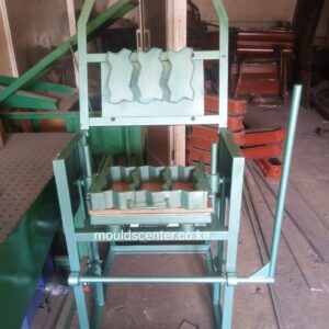 Manual cabro making machine